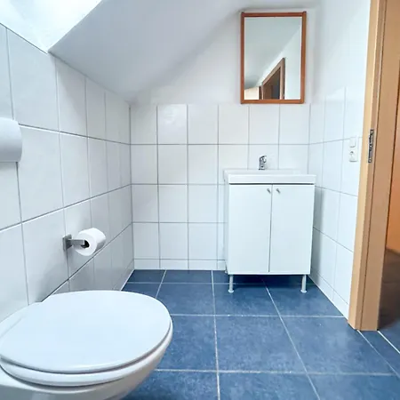 Ruime Voor 10 Personen In Marx Friedeburg (Lower Saxony)